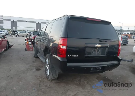 2010 Chevrolet Tahoe Lt z USA, uszkodzony, nr VIN 1GNUKBE03AR254998